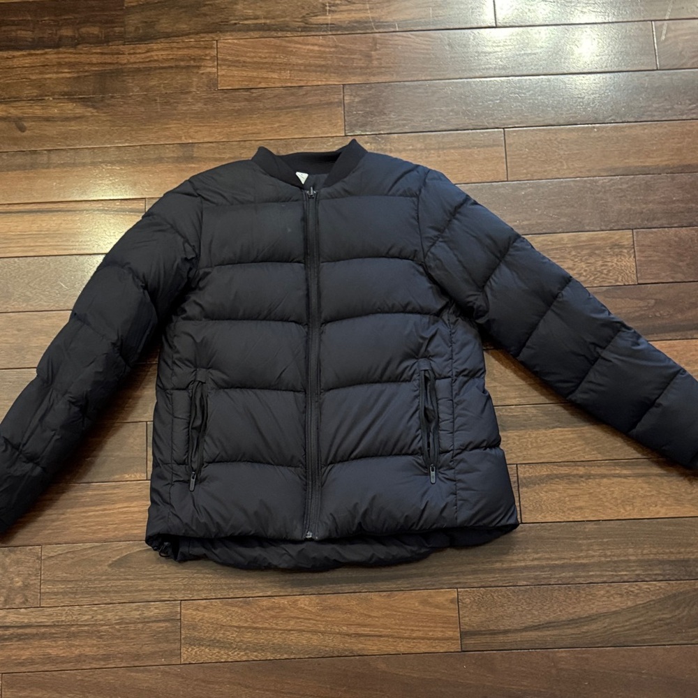 lululemon athletica Black Puffer Jacket with Front Zipper